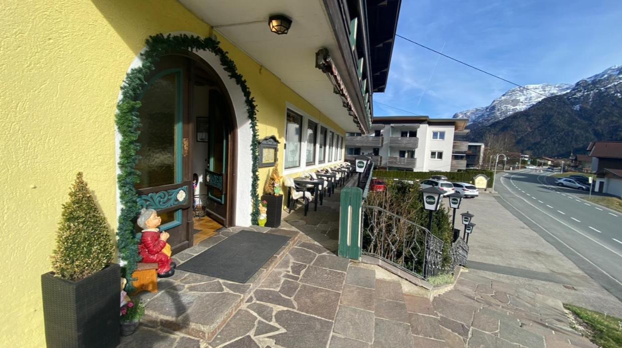Pension Berta Waidring Bagian luar foto
